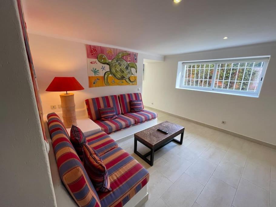 Studio With Private Swimming Pool And Garden Cascais Exterior photo